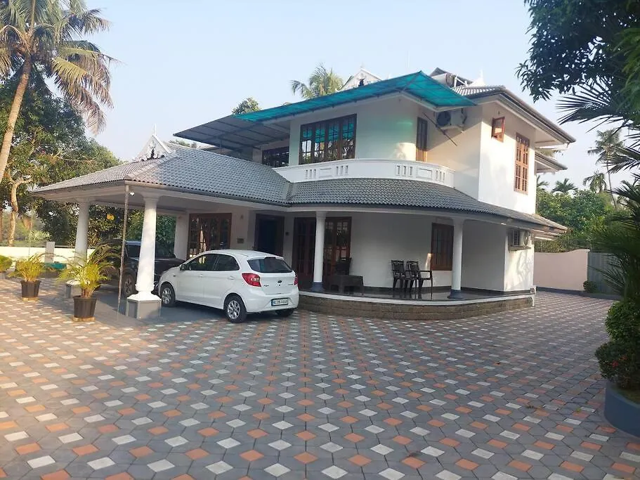Alwaye Elegant River Front Villa Near Airport Kochi. 0*,